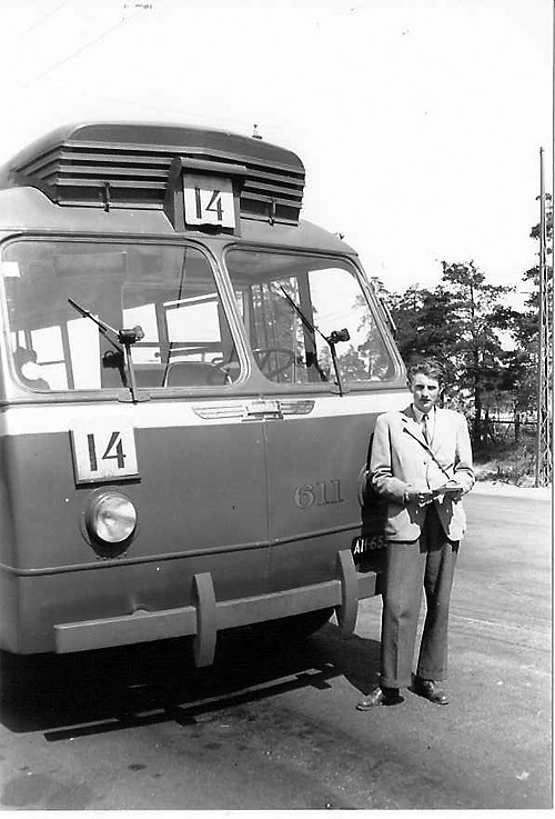 HKL 611, Huopalahdenkatu. Kuva / Photo  Jan Walter 9.6.1951